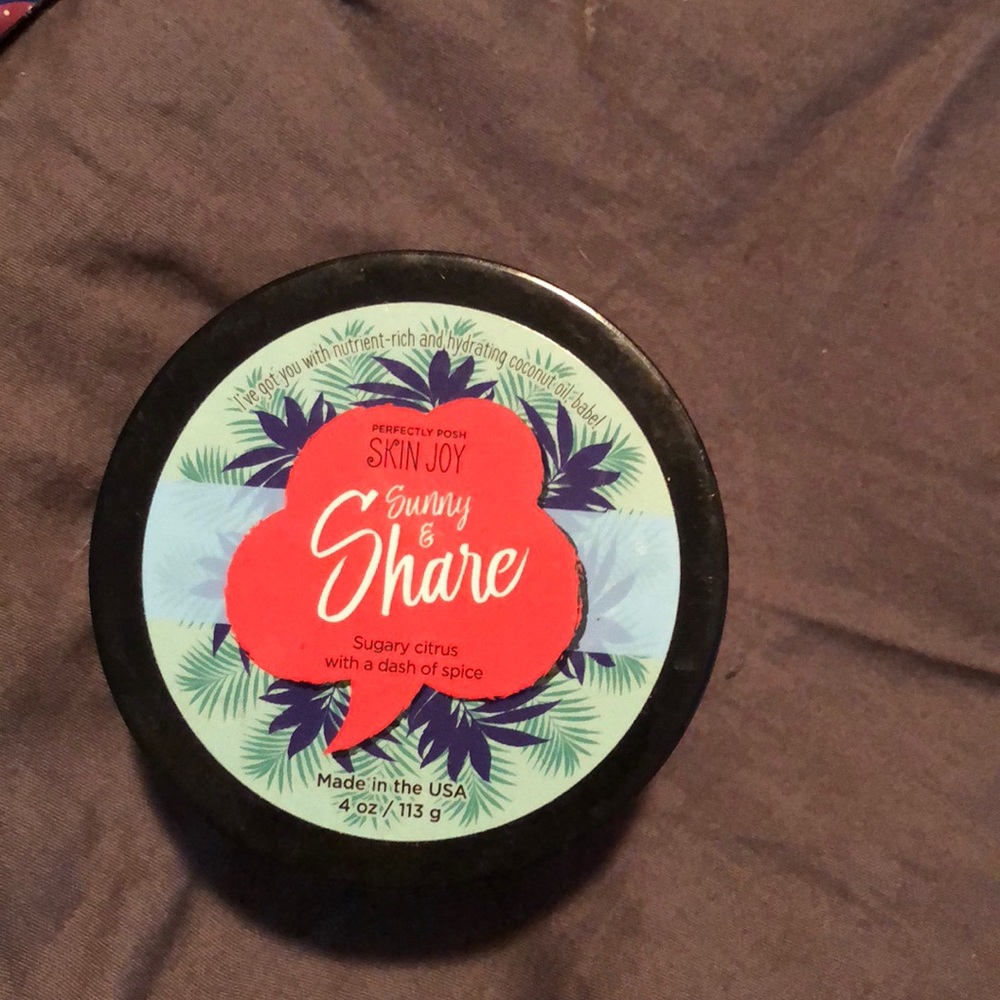 Perfectly posh coconut oil